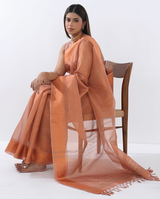 Copper+color+embossed+semi-tussar+saree+with+buttas%2C+traditional+zari+motif+border+%26+thread+embroidered+pallu