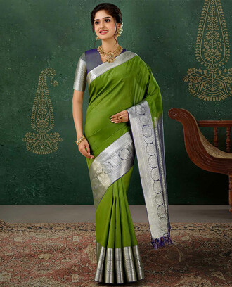 Green+striped+vasundhara+silk+mix+saree%2C+contrast+traditional+zari+design+border+%26+pallu+of+intricate+designs