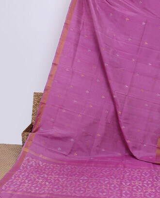 Pink+uppada+saree+with+floral+buttas%2C+plain+border+%26+pallu+of+intricate+designs+