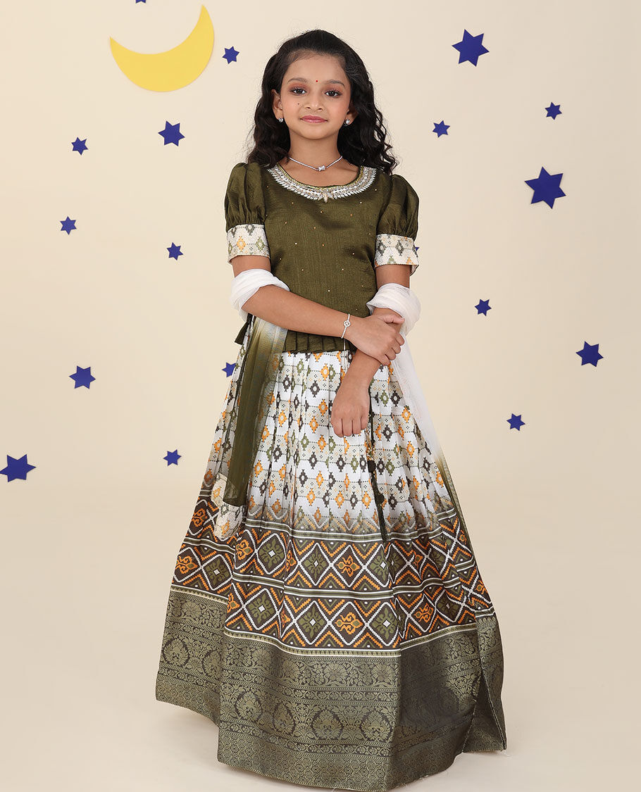 Lehenga Choli for Kids | Buy Girls Lehenga Cholis Online at Pothys